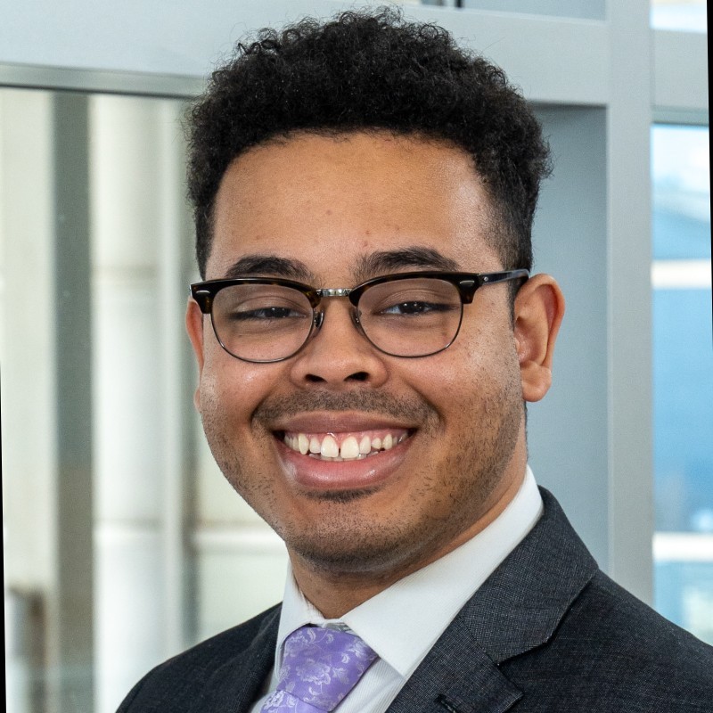 Headshot of Carlos Walton-Nunez